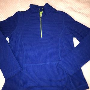 Blue pull over!